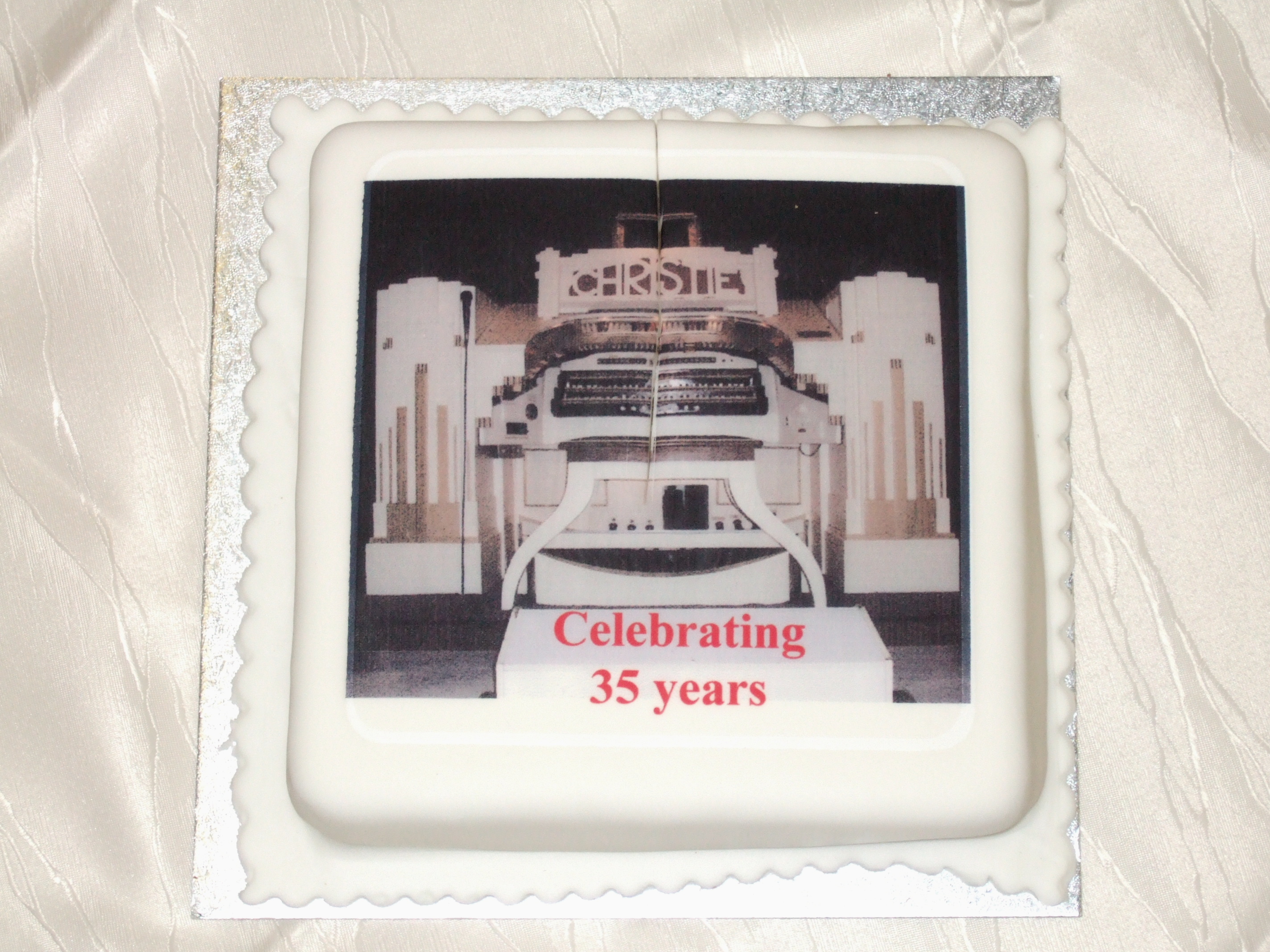 35th anniversary cake